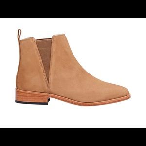Nisolo Chelsea boot in Sand